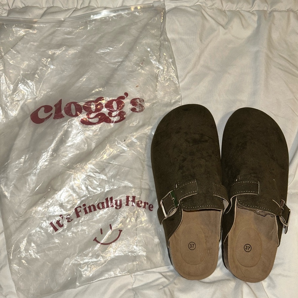 Brown Suede Clogs with Buckle
